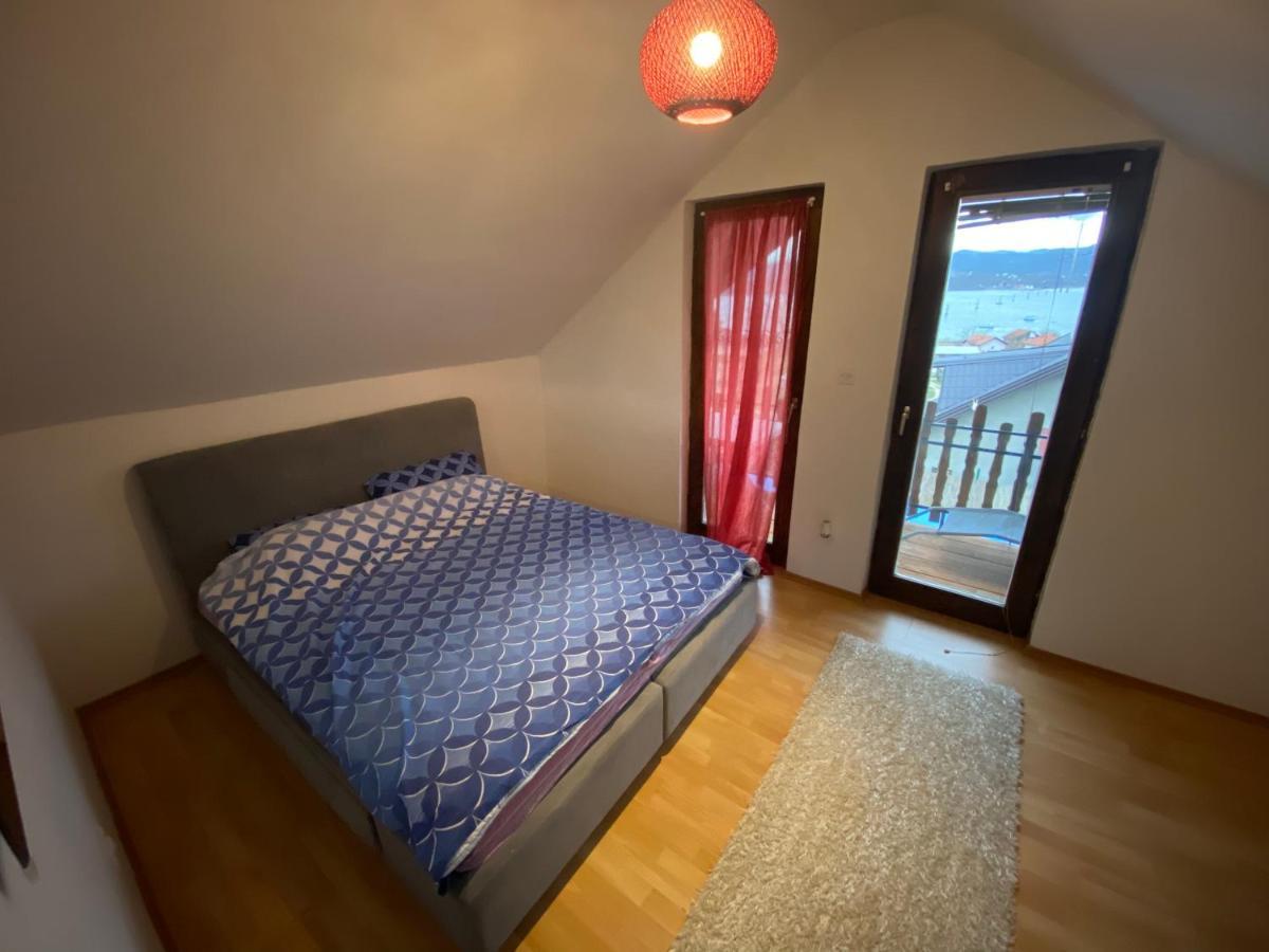 Asja Guest House Lukavac Bagian luar foto